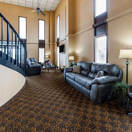 Rodeway Inn South Hutchinson Extérieur photo