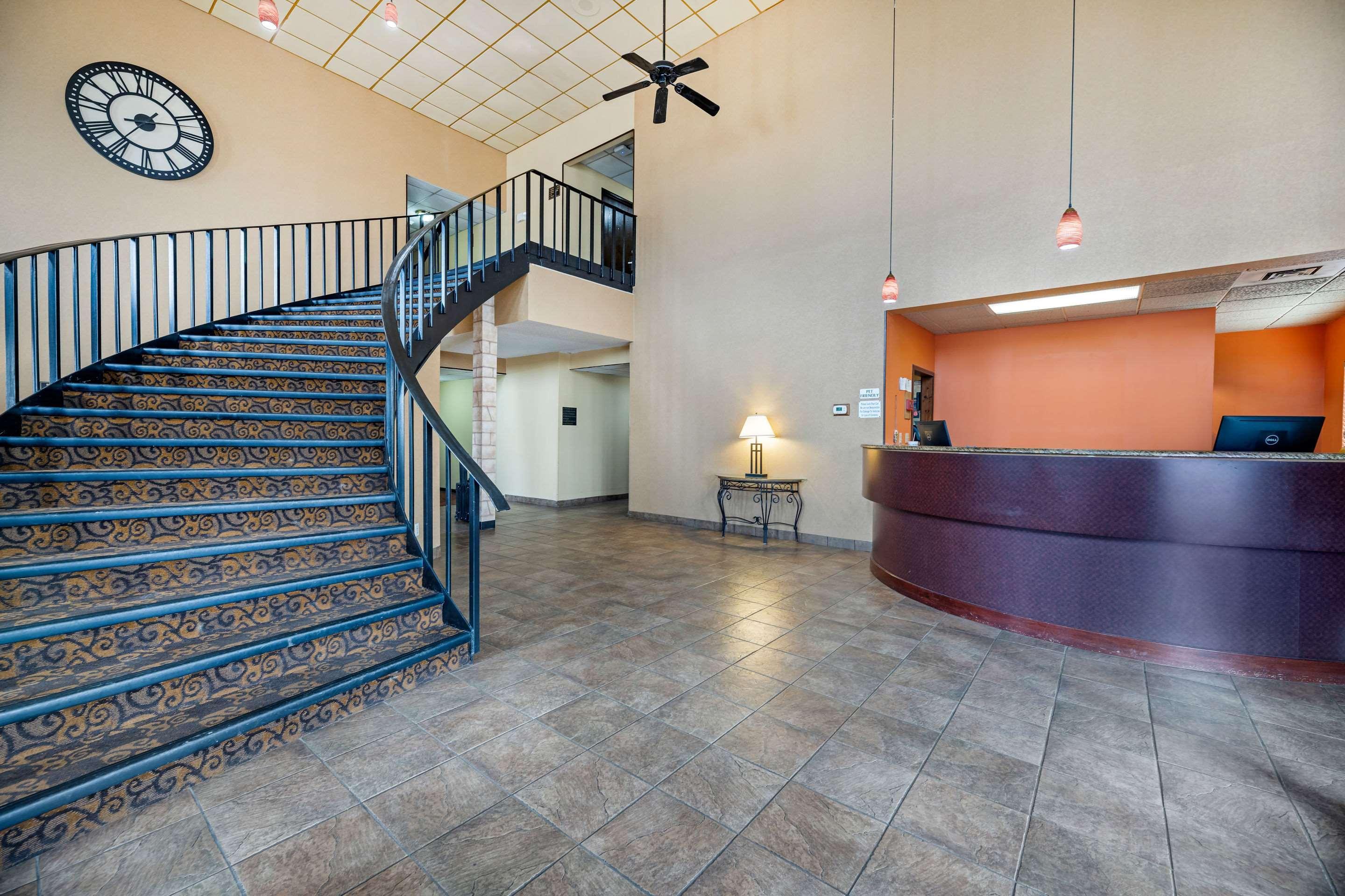Rodeway Inn South Hutchinson Extérieur photo