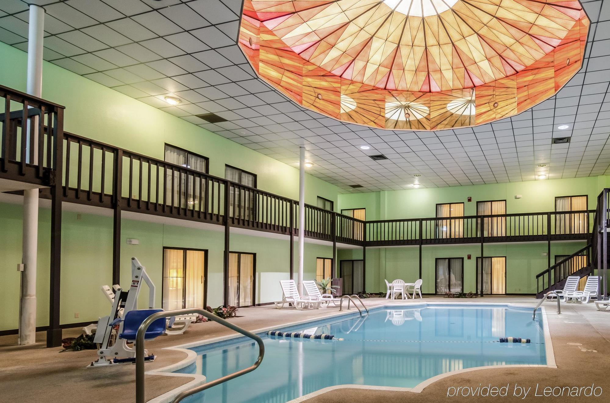 Rodeway Inn South Hutchinson Extérieur photo