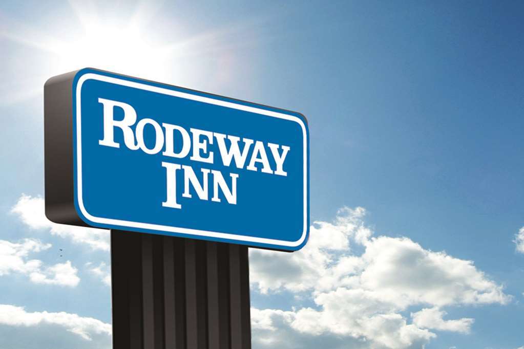 Rodeway Inn South Hutchinson Extérieur photo